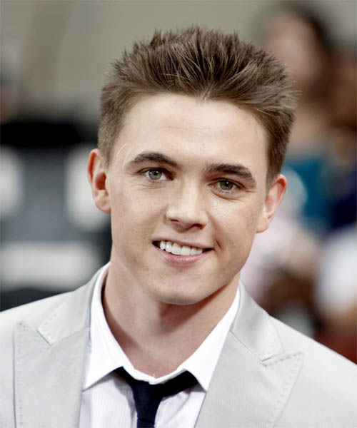 jesse mccartney makeup. for Jesse McCartney as he