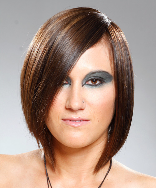 razor cut bob hairstyles. An unusual chin length Bob cut