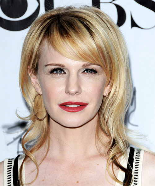 Kathryn Morris Hairstyle. Kathryn looked great with her golden locks left 