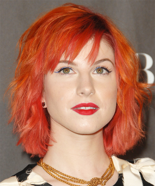 hayley williams hairstyle with bangs. Hayley Williams Hairstyle