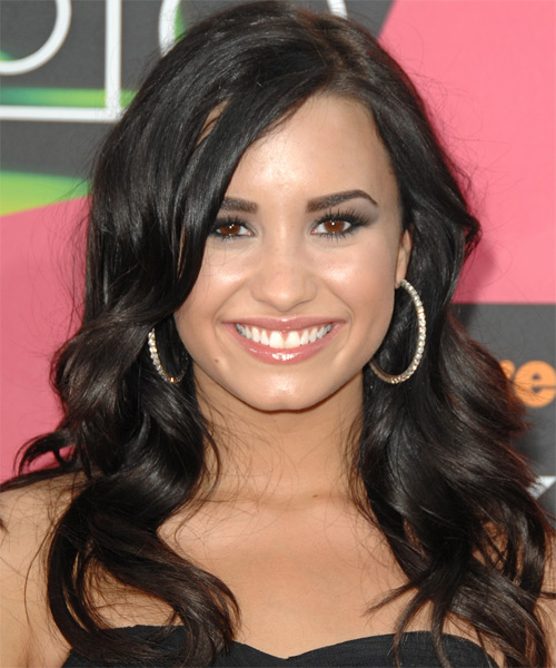 Demi+lovato+hairstyles+short