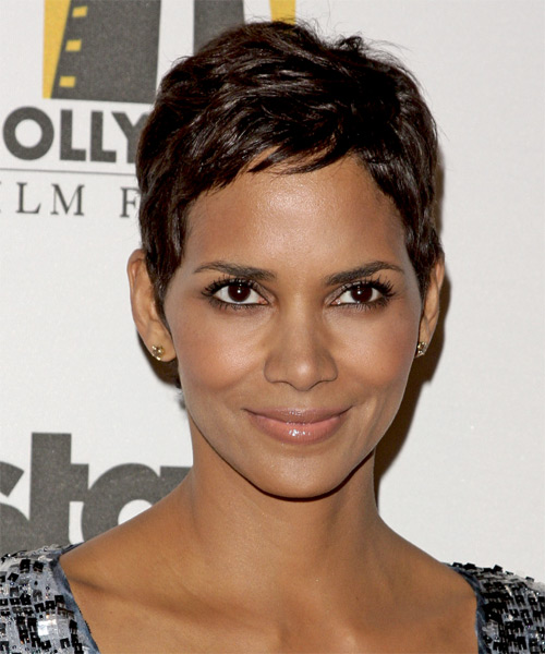 Pictures Halle Berry Short Haircuts Wavy Haircut