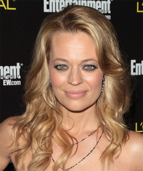 Jeri Ryan Hairstyle