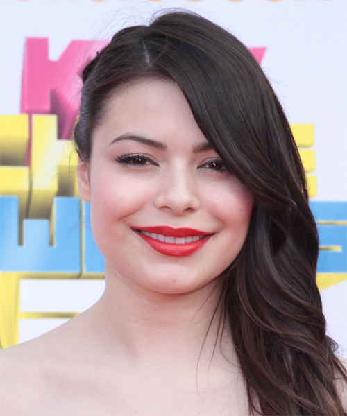 Miranda Cosgrove Hairstyles In 2018 