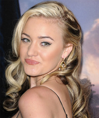 Amanda Michalka Hairstyle - click to view hairstyle information