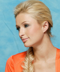 Paris Hilton Hairstyle - click to view hairstyle information