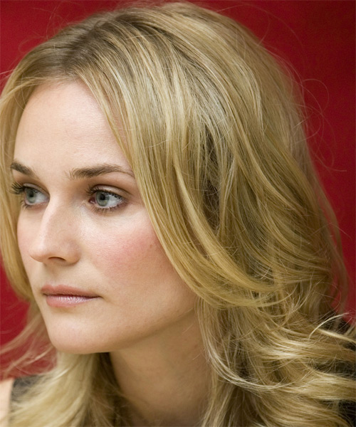 Diane Kruger Long Wavy Hairstyle - side view 1