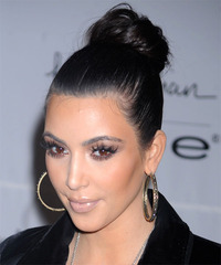 Kim Kardashian Hairstyle - click to view hairstyle information