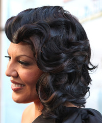 Sara Ramirez Hairstyle - click to view hairstyle information