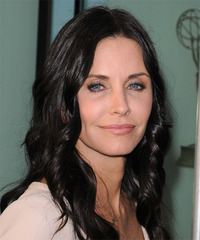 Courteney Cox Hairstyle - click to view hairstyle information