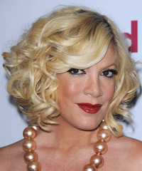Tori Spelling Hairstyle - click to view hairstyle information