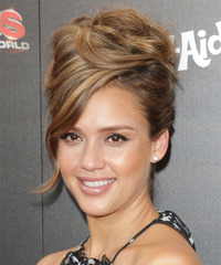 Jessica Alba Hairstyle - click to view hairstyle information