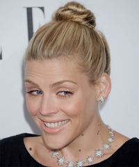 Busy Philipps Hairstyle - click to view hairstyle information