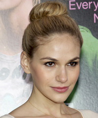 Jennifer Missoni Hairstyle - click to view hairstyle information