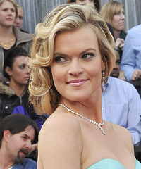 Missi Pyle Hairstyle - click to view hairstyle information