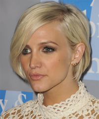 Ashlee Simpson Hairstyle - click to view hairstyle information