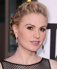 Anna Paquin Hairstyle - click to view hairstyle information