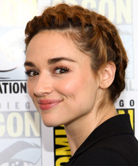 Crystal Reed Hairstyle - click to view hairstyle information