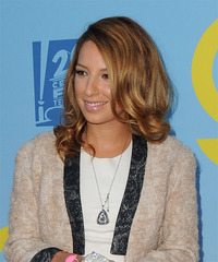 Vanessa Lengies Hairstyle - click to view hairstyle information