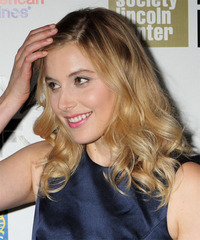 Greta Gerwig Hairstyle - click to view hairstyle information