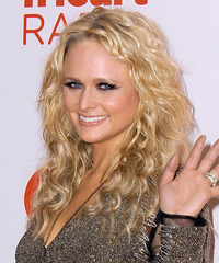 Miranda Lambert Hairstyle - click to view hairstyle information