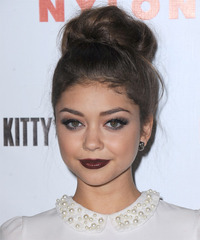 Sarah Hyland Hairstyle - click to view hairstyle information