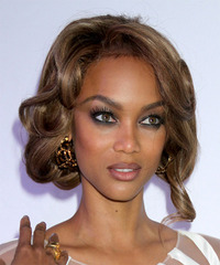 Tyra Banks Hairstyle - click to view hairstyle information