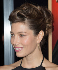 Jessica Biel Hairstyle - click to view hairstyle information