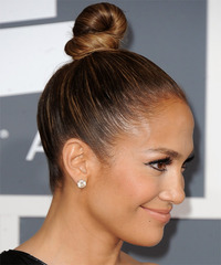 Jennifer Lopez Hairstyle - click to view hairstyle information