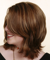 Casual Medium Wavy Hairstyle - click to view hairstyle information