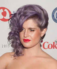 Kelly Osbourne Hairstyle - click to view hairstyle information