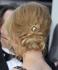 Nicole Kidman Hairstyle - click to view hairstyle information