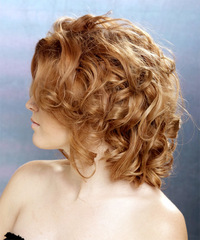 Casual Medium Curly Hairstyle - click to view hairstyle information