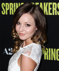 Samantha Droke Hairstyle - click to view hairstyle information