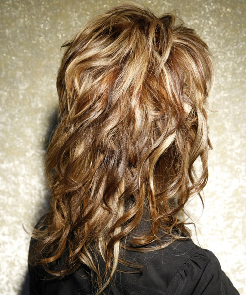 layered wavy hairstyles. Casual Long Wavy Hairstyle