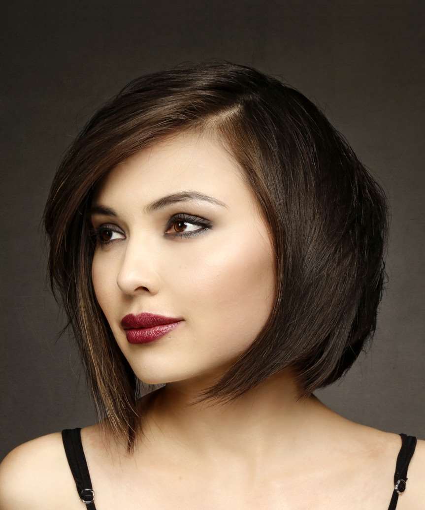 Short Straight Formal Bob Hairstyle With Side Swept Bangs Brunette Hair Color Short Straight Formal Bob Hairstyle With Side Swept Bangs Brunette Hair Color