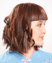 Alternative Medium Wavy Hairstyle - click to view hairstyle information