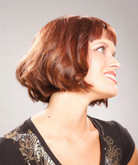 Casual Medium Wavy Hairstyle - click to view hairstyle information