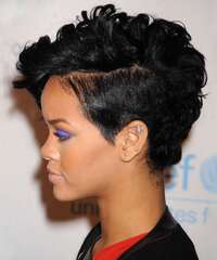 Rihanna Hairstyle - click to view hairstyle information