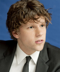 Jessie Eisenberg Hairstyle - click to view hairstyle information
