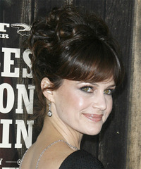 Carla Gugino Hairstyle - click to view hairstyle information