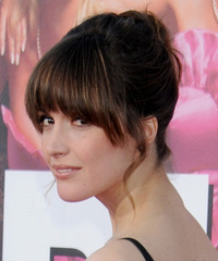 Rose Byrne Hairstyle - click to view hairstyle information