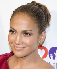 Jennifer Lopez Hairstyle - click to view hairstyle information