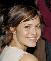 Mandy Moore Hairstyle - click to view hairstyle information