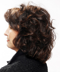 Casual Medium Curly Hairstyle - click to view hairstyle information