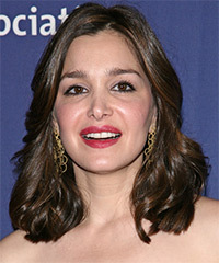 Gina Phillips Hairstyle - click to view hairstyle information