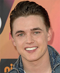 Jesse McCartney Hairstyle - click to view hairstyle information