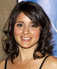 Shiri Appleby Hairstyle - click to view hairstyle information