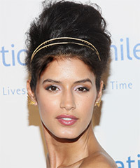 Jaslene Gonzalez Hairstyle - click to view hairstyle information