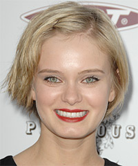 Sara Paxton Hairstyle - click to view hairstyle information